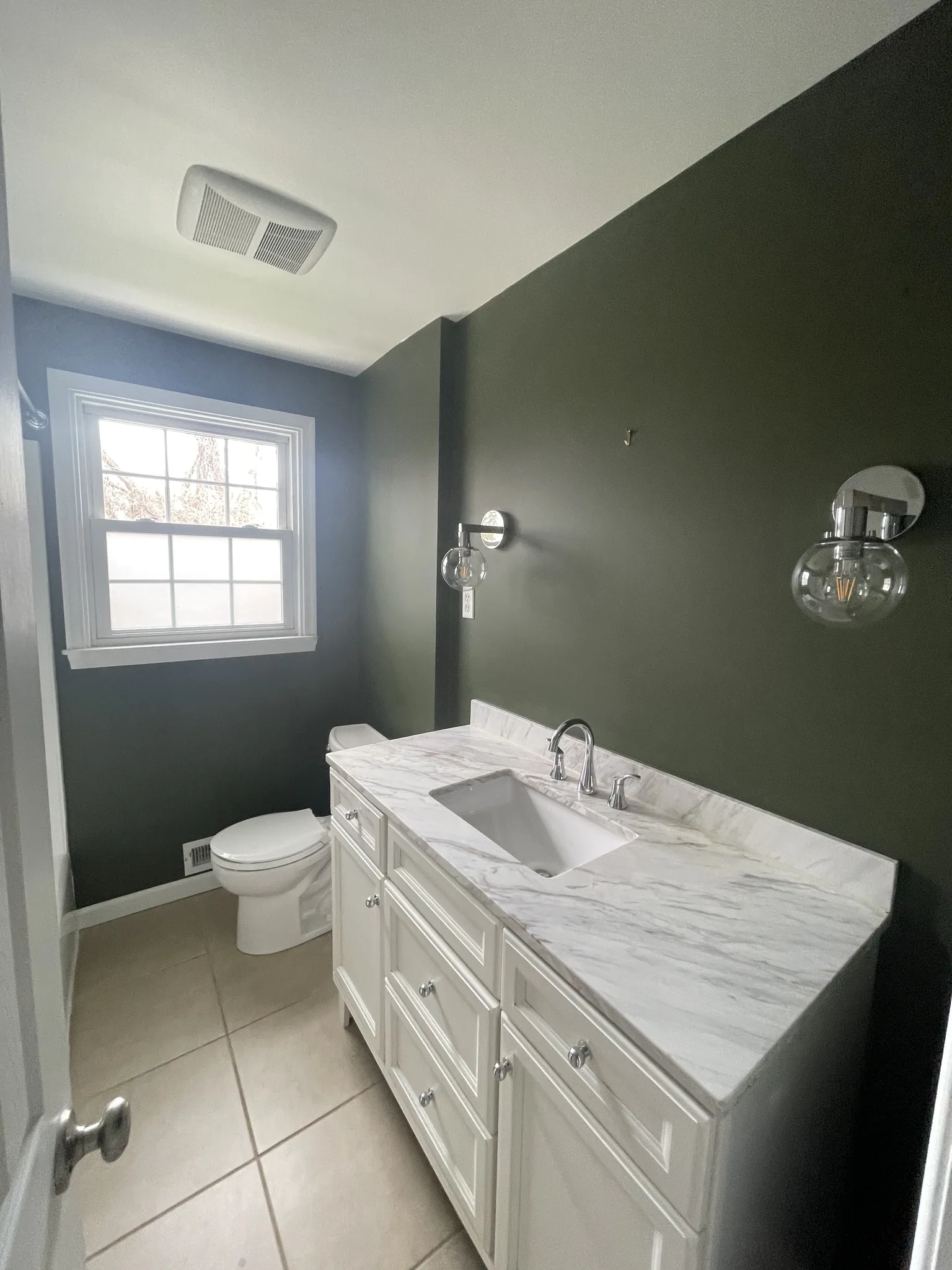Bold Bathroom Color Update — finished project